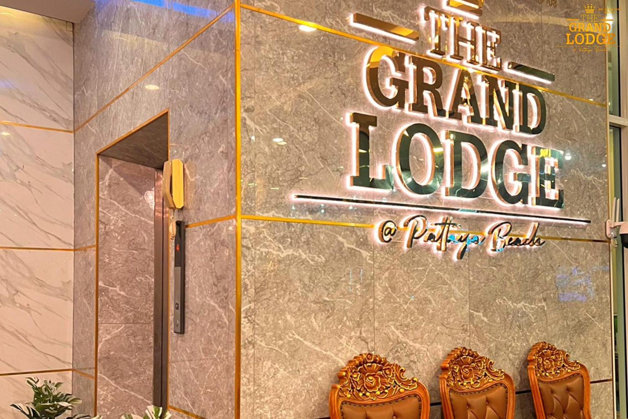 The Grand Lodge Pattaya Εξωτερικό φωτογραφία