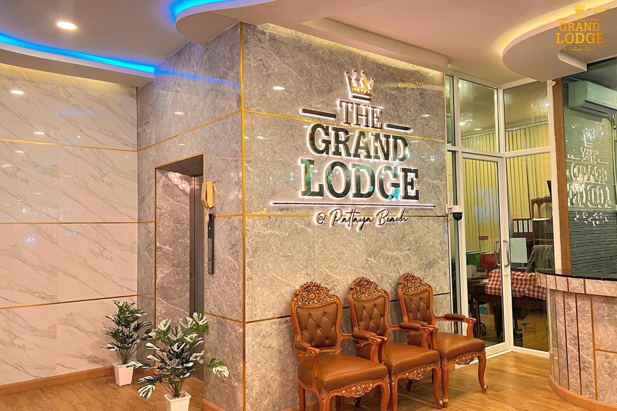 The Grand Lodge Pattaya Εξωτερικό φωτογραφία