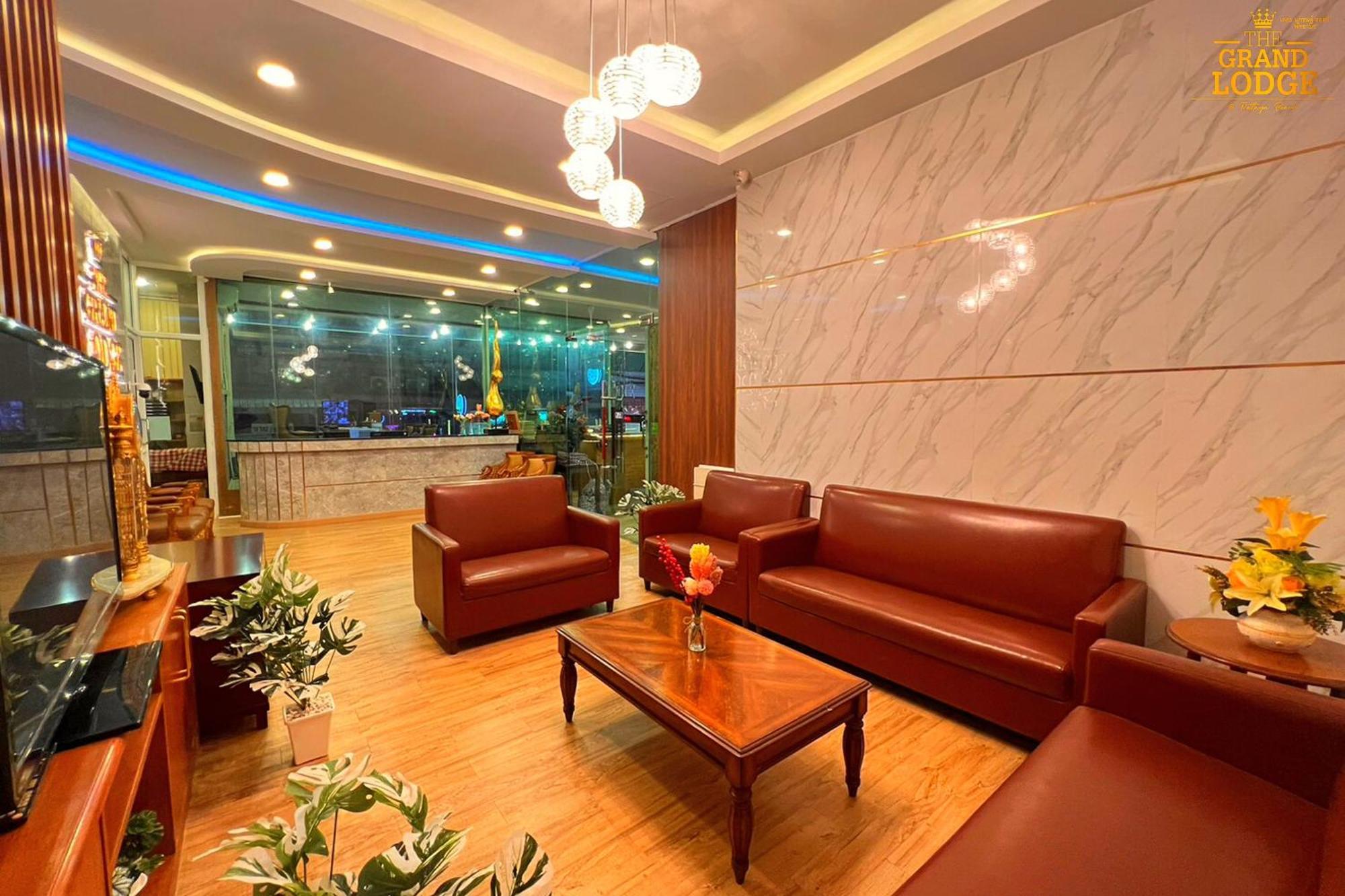 The Grand Lodge Pattaya Εξωτερικό φωτογραφία