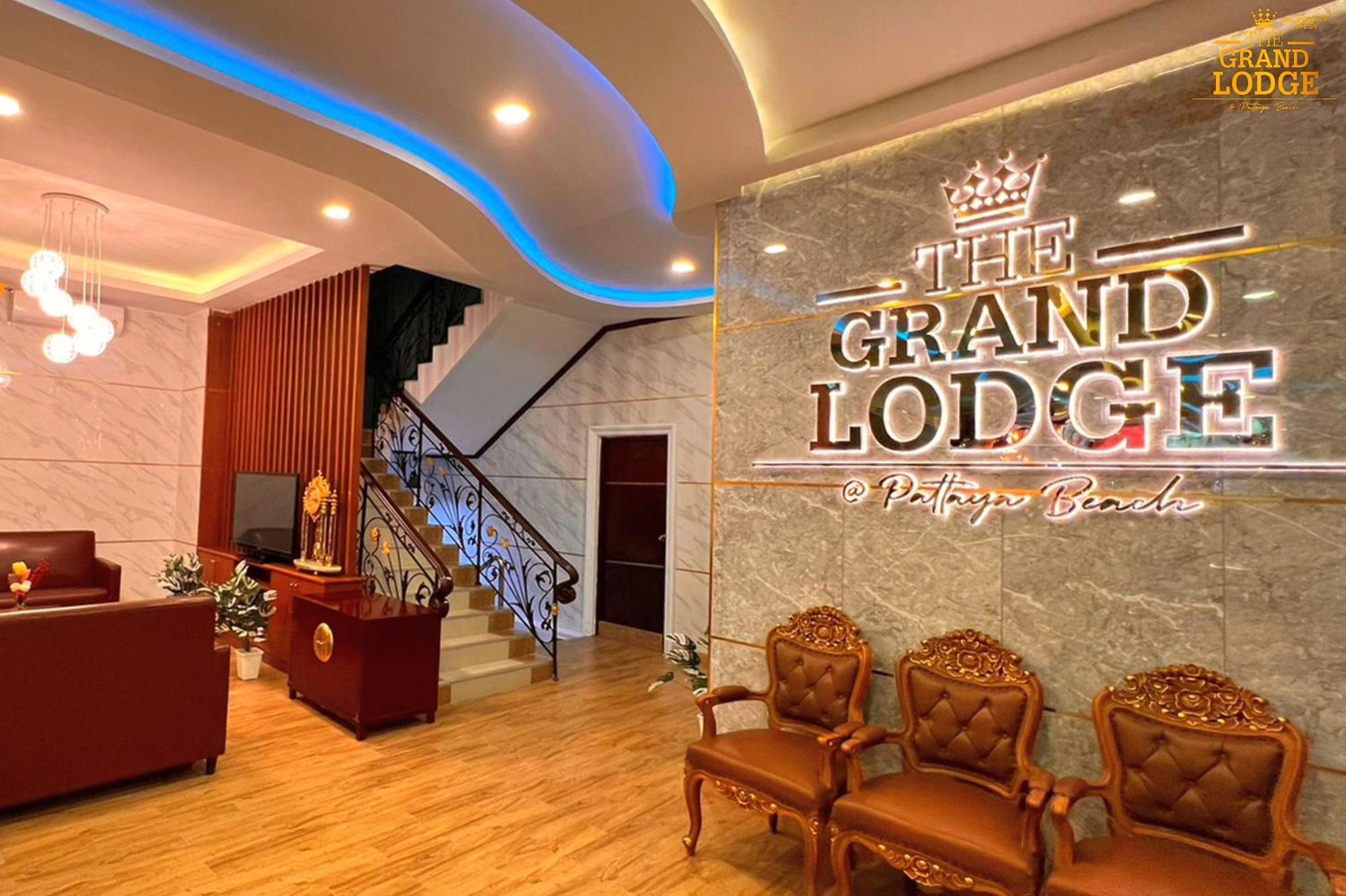 The Grand Lodge Pattaya Εξωτερικό φωτογραφία