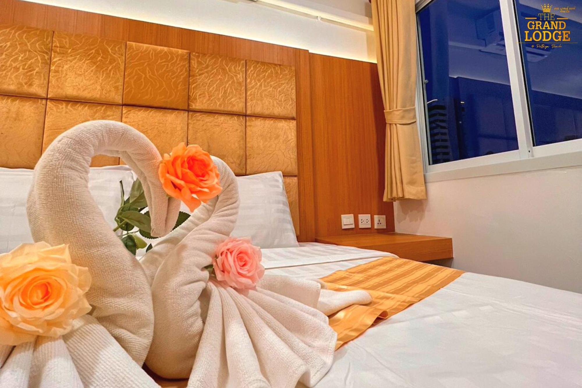 The Grand Lodge Pattaya Εξωτερικό φωτογραφία